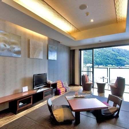 Kaze No Terrace Kukuna Hotel Fujikawaguchiko Buitenkant foto